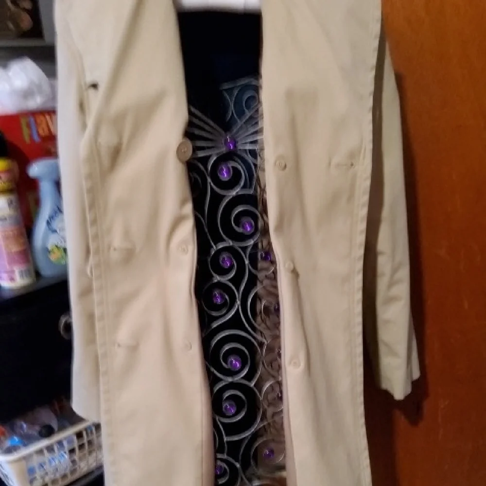 DKNY Beige Double-Breasted Trench Coat - Picture 8 of 8